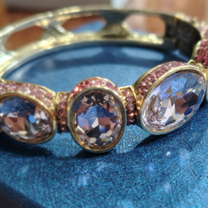 Vintage Gold Tone Oval Crystal Rhinestone Hinged Bangle Bracelet